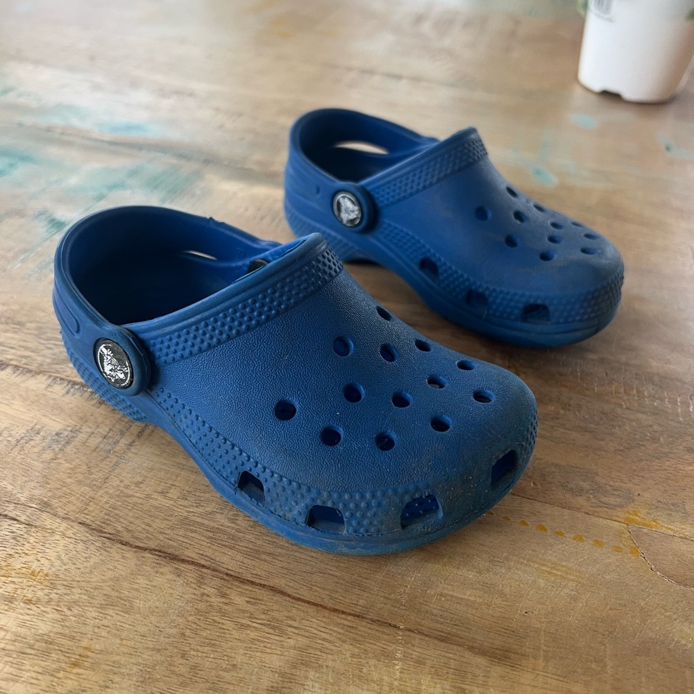 CROCS Kids Classic Blue Sandals